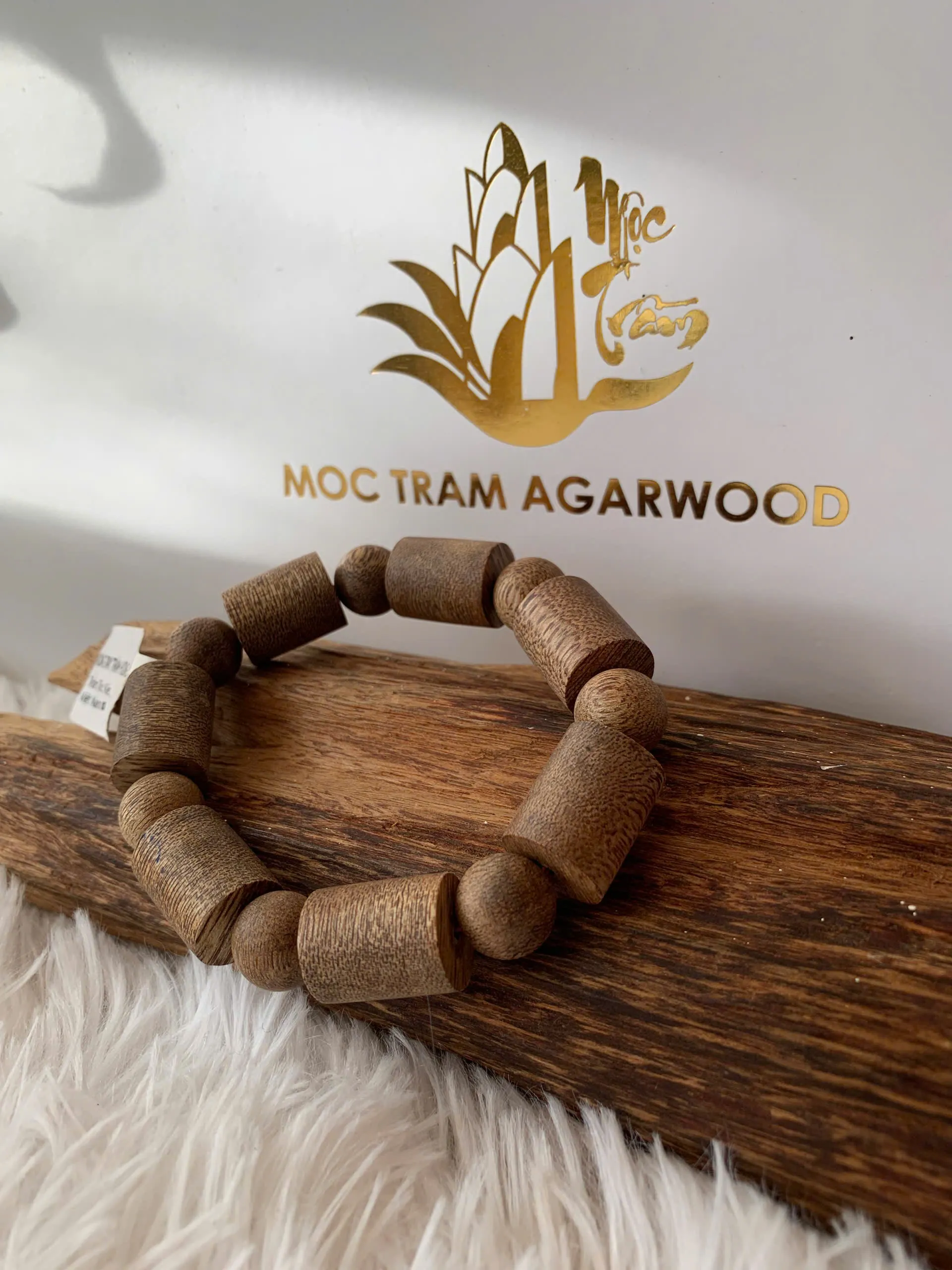 Natural Vietnamese Agarwood Bracelet – Bamboo Beads with Pearl Bead Design (Kien Oud)